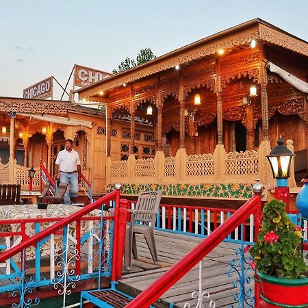 Chicago Group Of Houseboats Otel Srīnagar Dış mekan fotoğraf