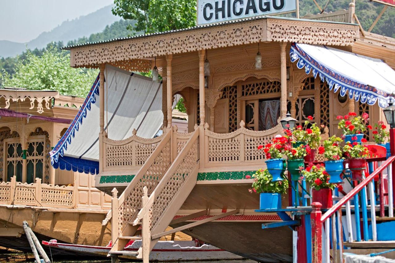 Chicago Group Of Houseboats Otel Srīnagar Dış mekan fotoğraf